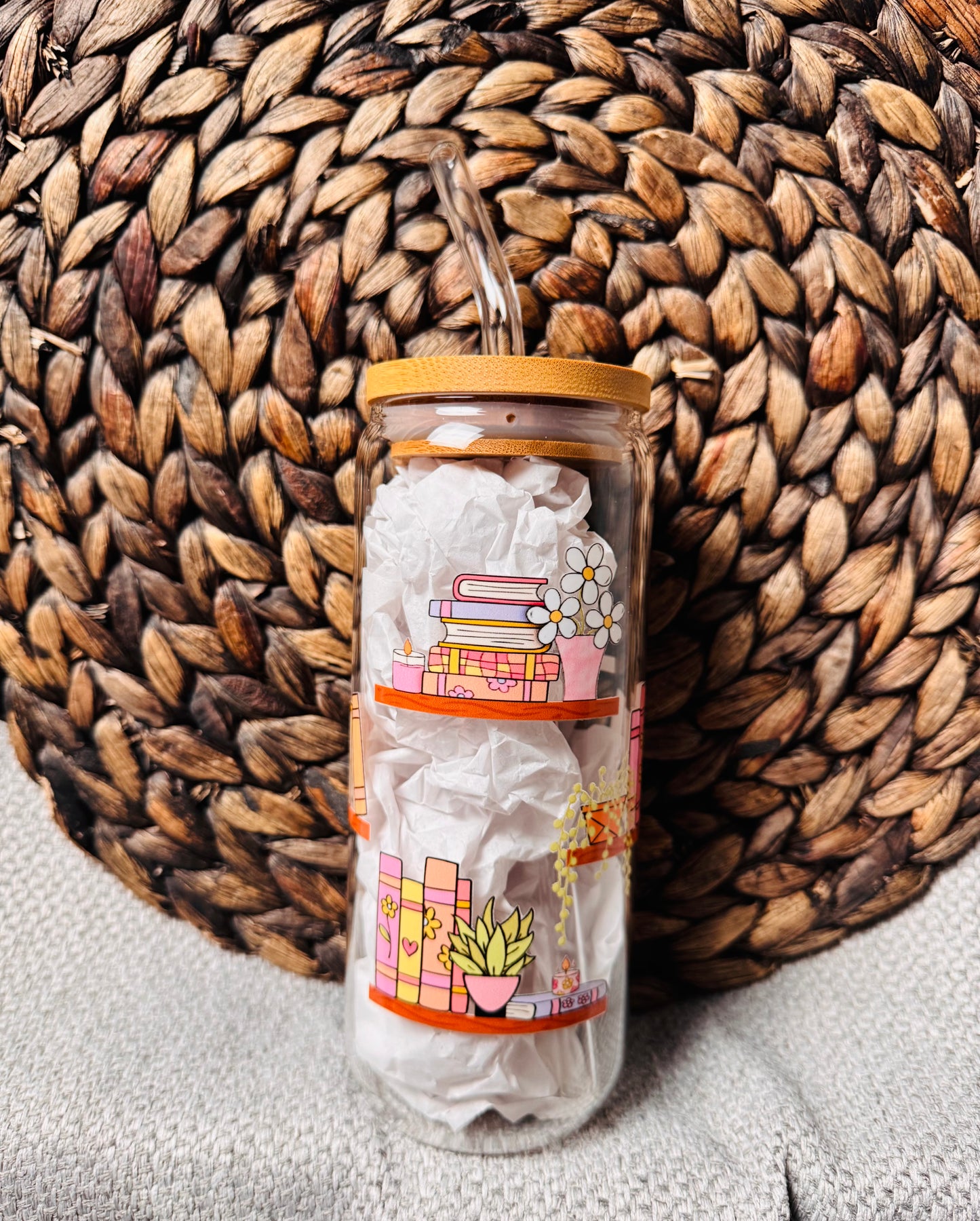 Treat Your Shelf 20oz Glass Tumbler