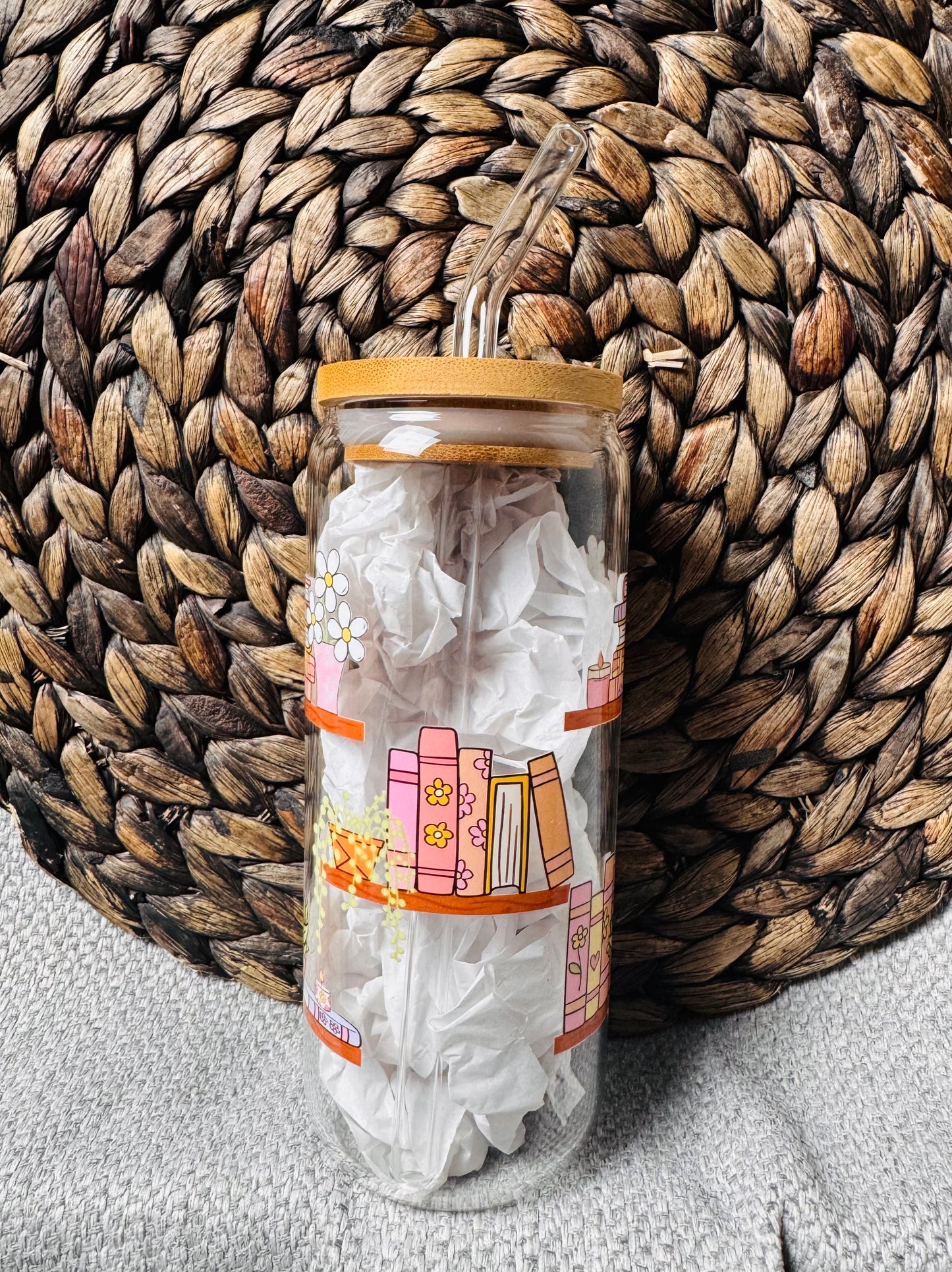 Treat Your Shelf 20oz Glass Tumbler