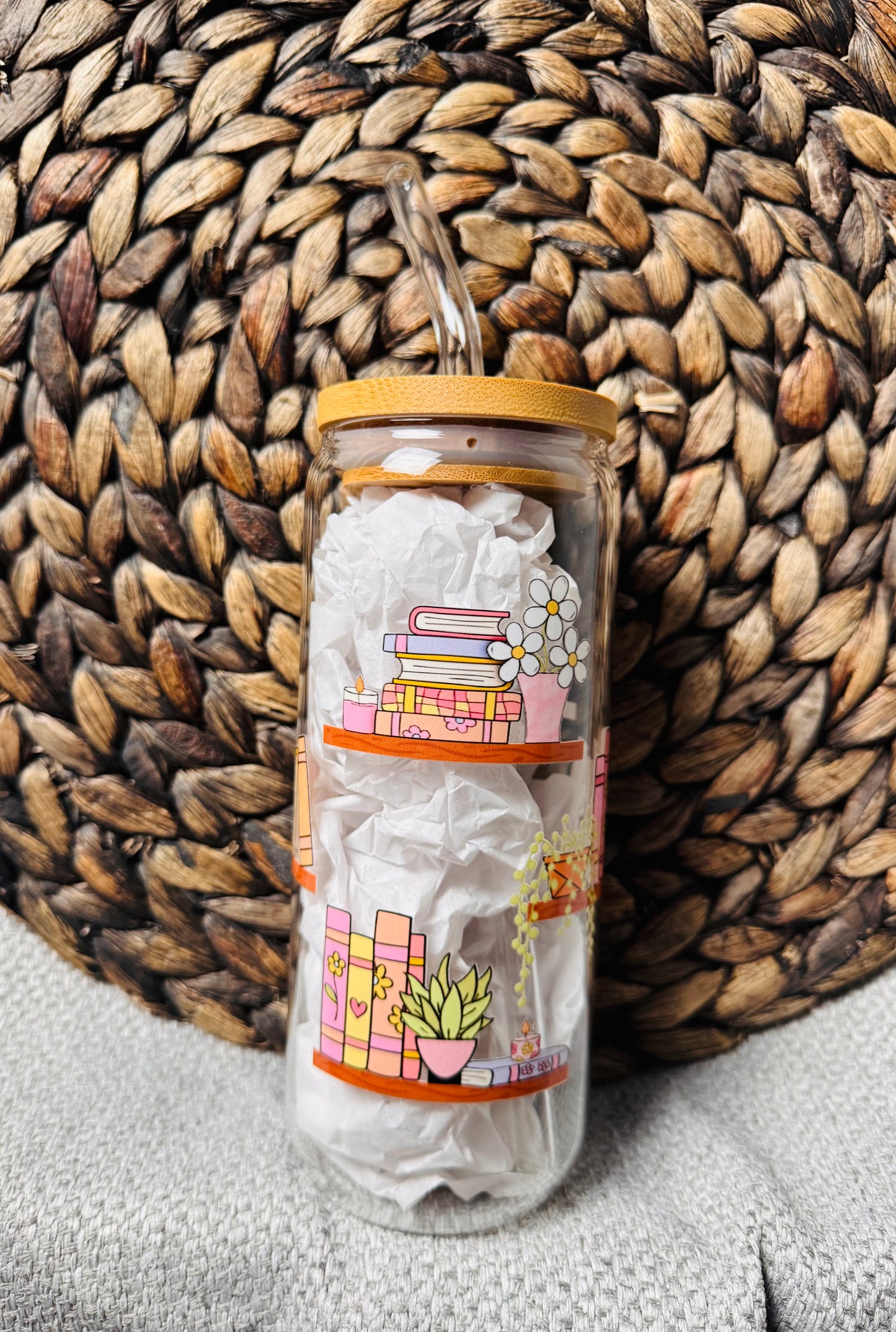 Treat Your Shelf 20oz Glass Tumbler