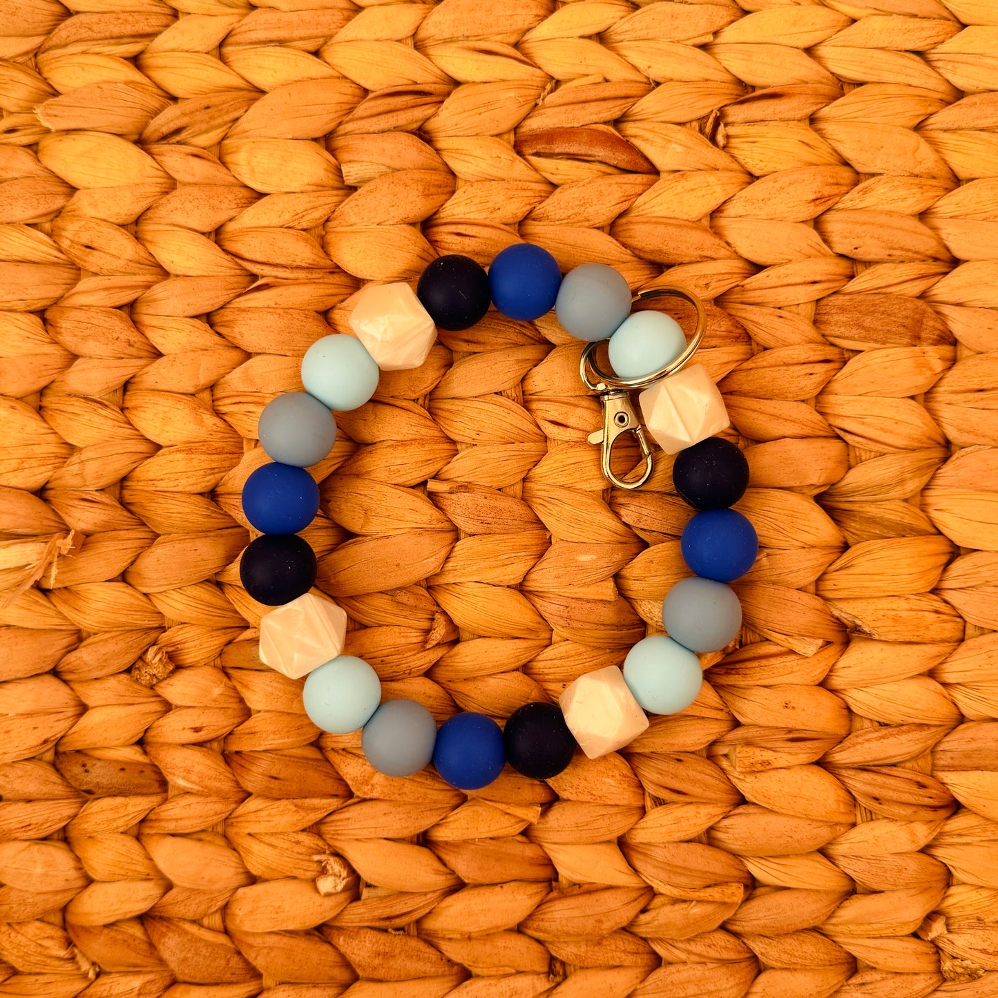 Shades of Blue Beaded Wristlet