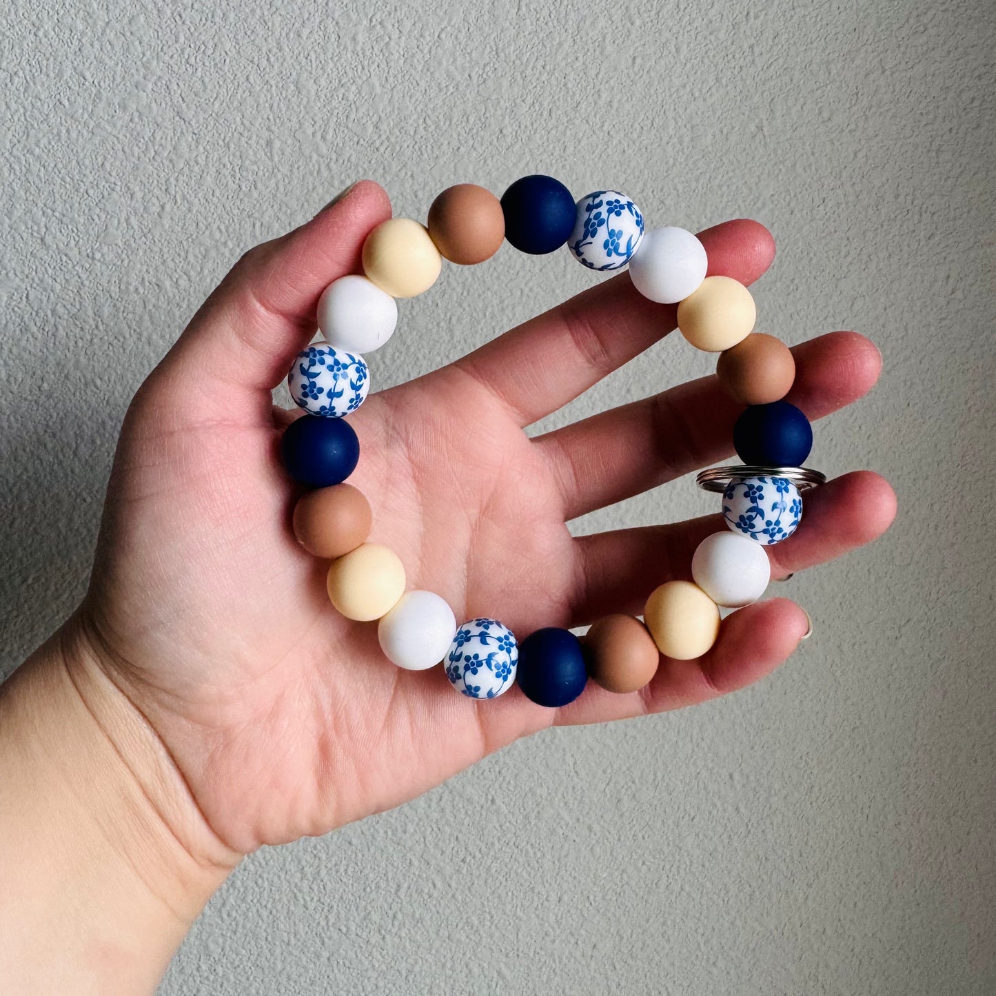 Blue Willow Dreams Beaded Wristlet